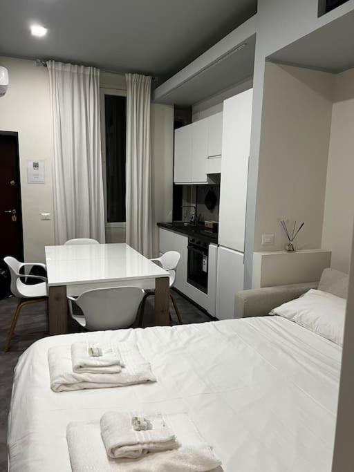 10 Min Da Navigli E Centro, Nuova E Luminosa Oasi 1p Apartment Mailand